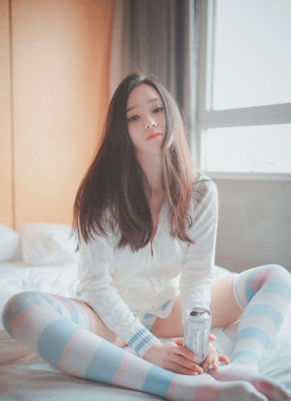 美人如画